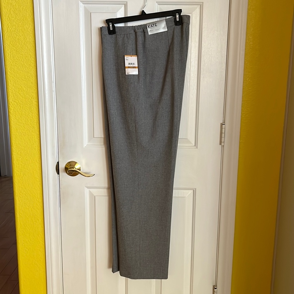 NWT Nipon Boutique Woman Classic Fit Trousers